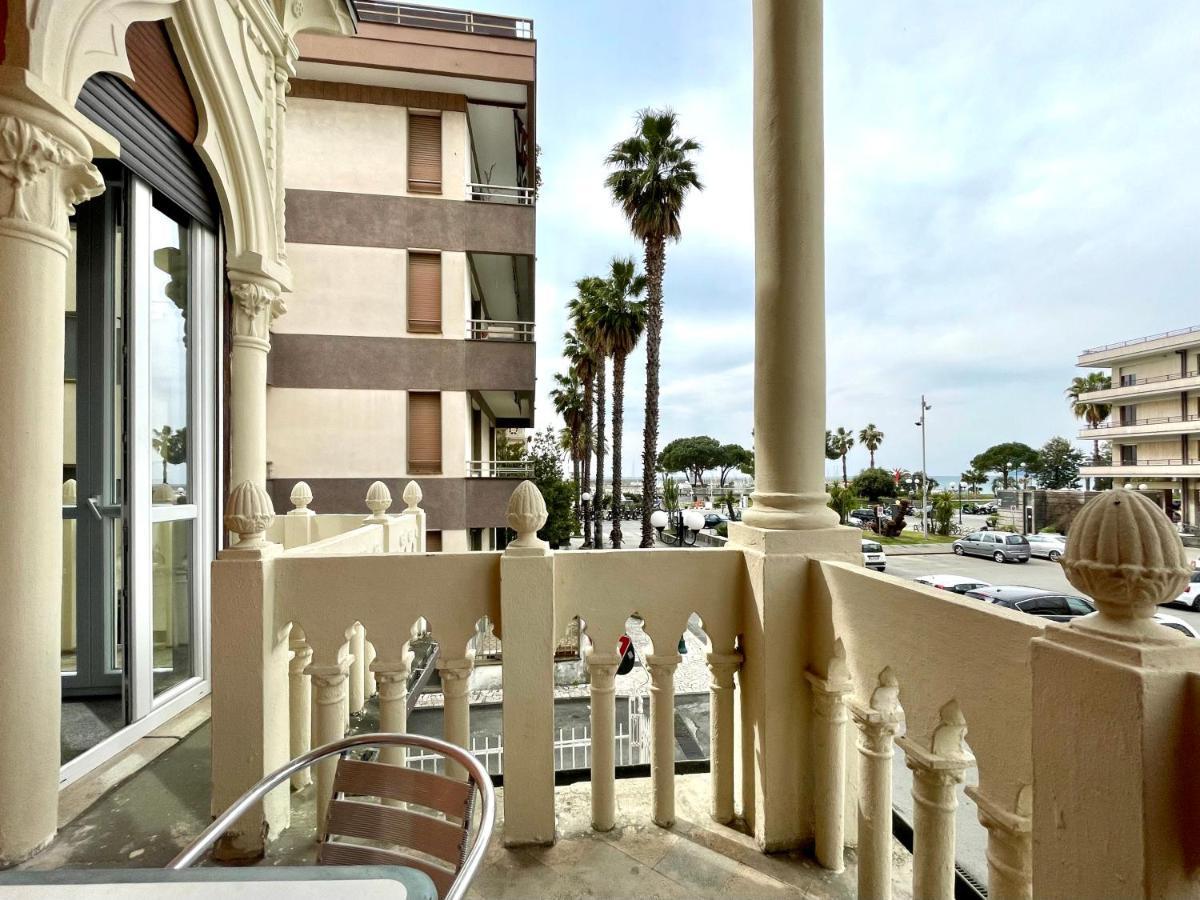 Hotel Doria Chiavari Luaran gambar
