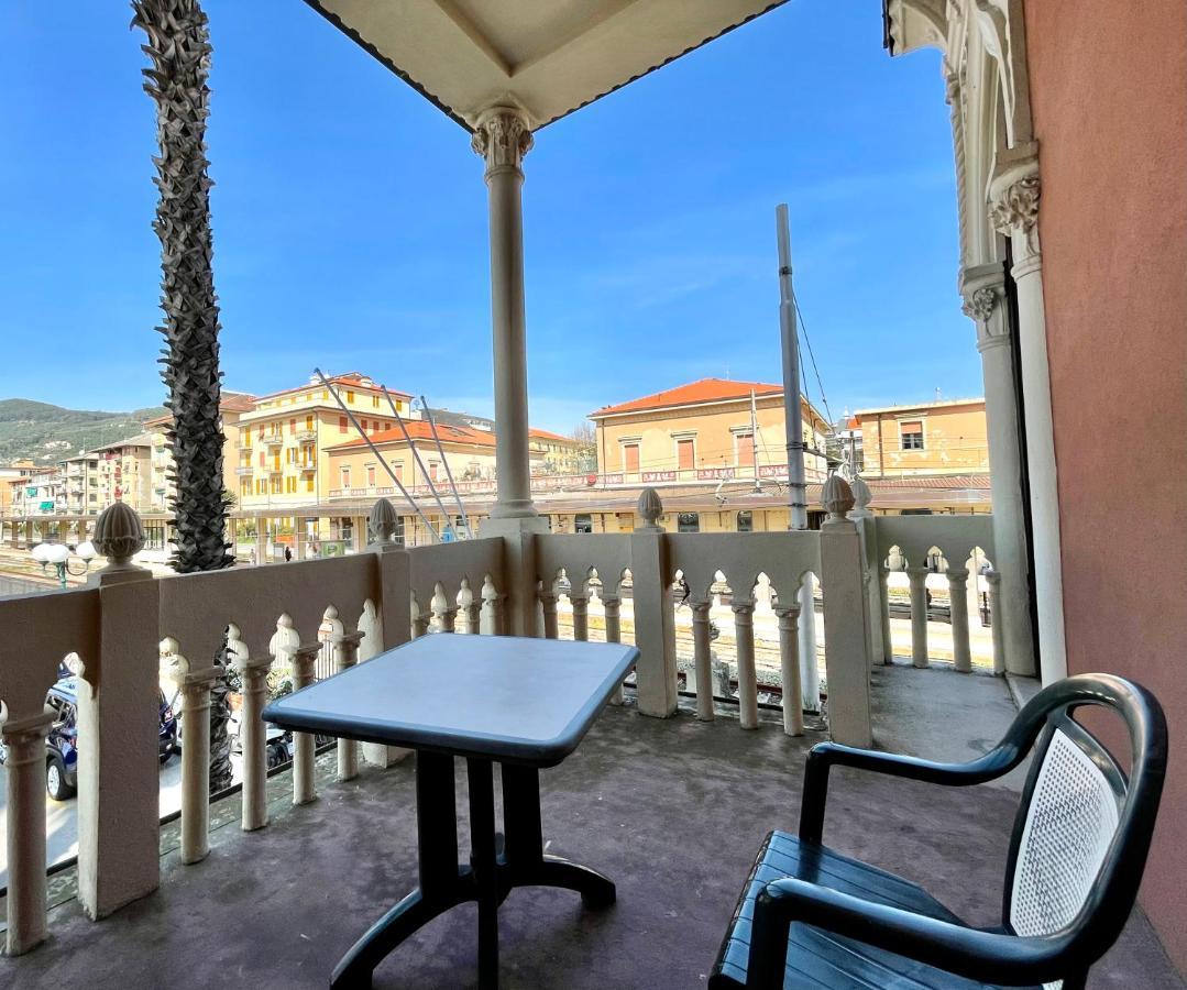 Hotel Doria Chiavari Luaran gambar