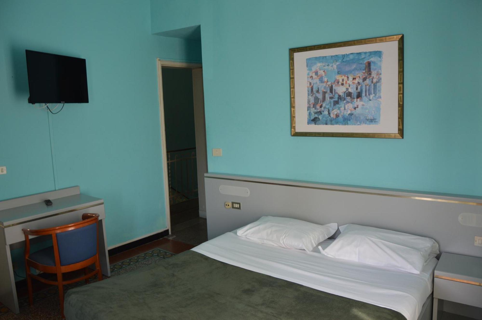 Hotel Doria Chiavari Luaran gambar