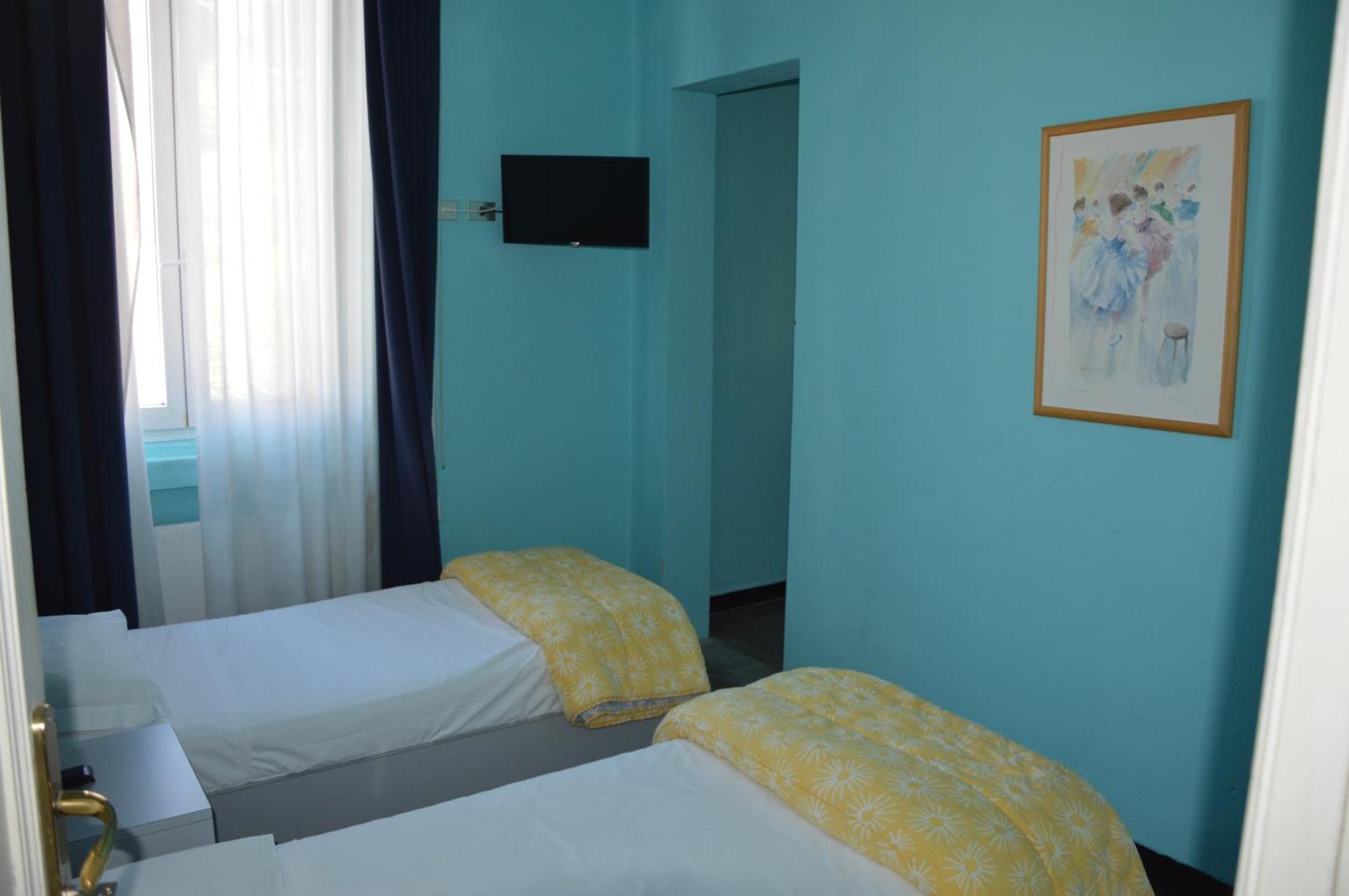 Hotel Doria Chiavari Luaran gambar