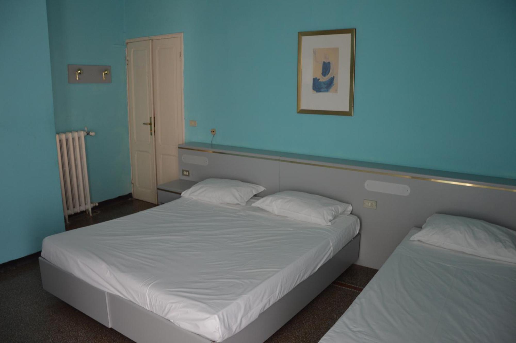 Hotel Doria Chiavari Luaran gambar