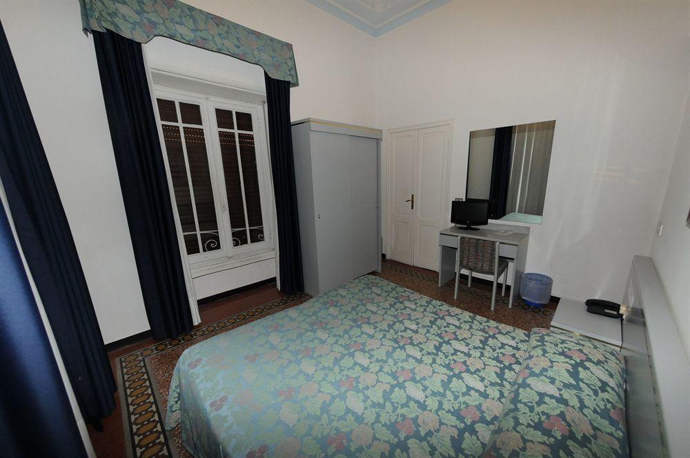Hotel Doria Chiavari Luaran gambar