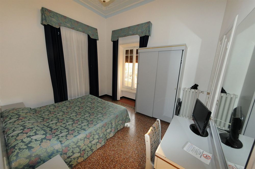 Hotel Doria Chiavari Luaran gambar
