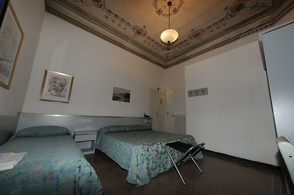 Hotel Doria Chiavari Luaran gambar