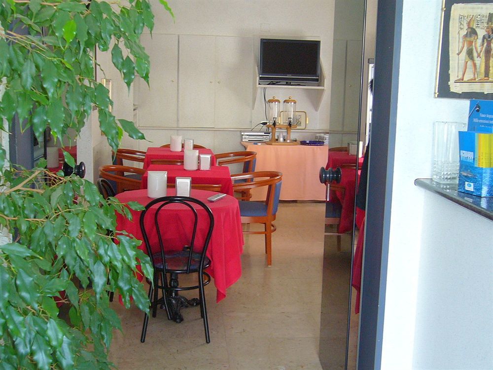 Hotel Doria Chiavari Luaran gambar